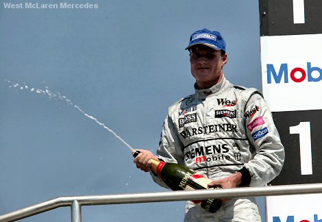 Coulthard nog een jaar bij McLaren; Wurz blijft tester