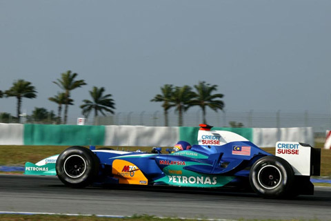 Eerst kwalificatie prooi voor Alonso in Sepang