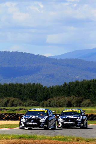 50e V8 Supercarzege voor Jamie Whincup in Tasmanië! Conflict Van Gisbergen Dumbrell