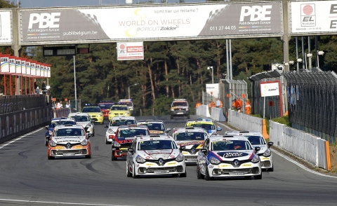 1-Renault-Clio-Cup
