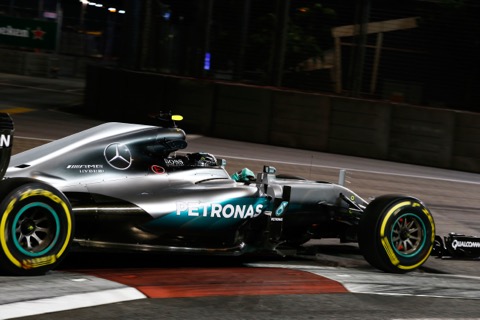 Rosberg zet toch weer Mercedes op pole, Hamilton derde, Verstappen vierde
