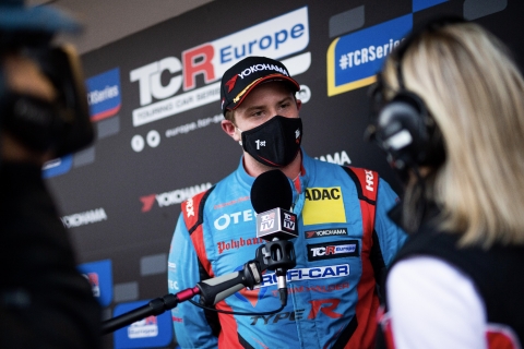 2020 TCR Europe Barcelona Race 1 7 Mike Halder 44