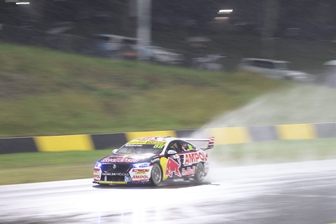 Jamie-Whincup-Race25