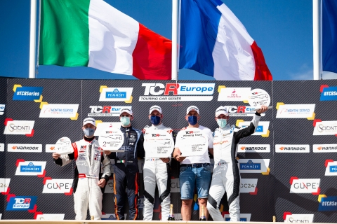 2021 TCR Europe Le Castellet Race 1 Podium 26.jpg