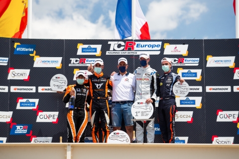 2021 TCR Europe Le Castellet Race 2 Podium 03