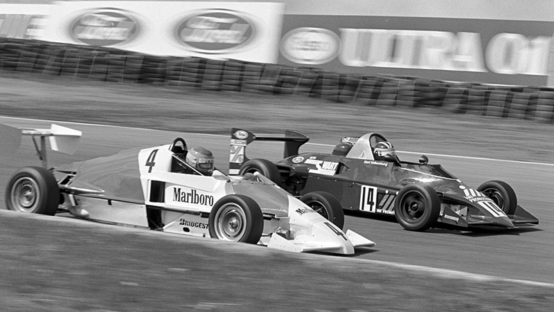 ff2000_duel