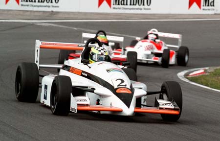 Europese titel voor Tomas Scheckter en AR Motorsport 