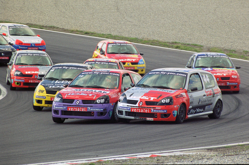 close racing