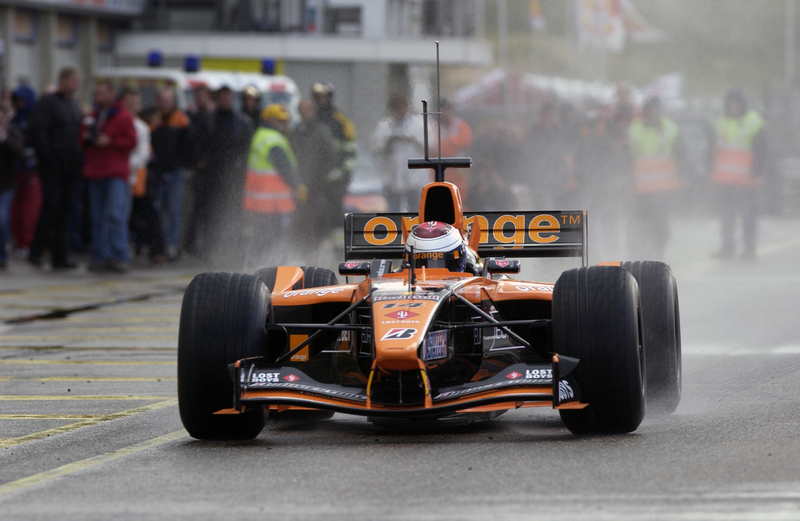 jos uit pits