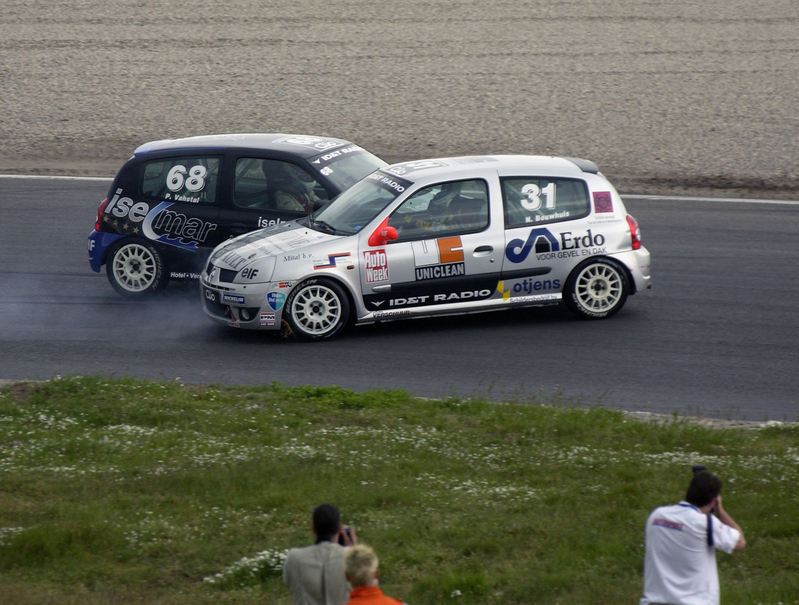 File Name : DSC_5454.JPGFile Size : 2.6MB (2735843 Bytes)Date Taken : 2002/05/20 15:24:13Image Size : 3008 x 1960 pixelsResolution : 300 x 300 dpiBit Depth : 8 bits/channelProtection Attribute : OffHide Attribute : OffCamera ID : N/ACamera : NIKON D1XQuality Mode : FINEMetering Mode : MatrixExposure Mode : ManualSpeed Light : NoFocal Length : 260 mmShutter Speed : 1/500 secondAperture : F4.0Exposure Compensation : 0 EVWhite Balance : CloudyLens : 80 - 200 mm F 2.8Flash Sync Mode : N/AExposure Difference : -0.6 EVFlexible Program : NoSensitivity : ISO200Sharpening : HighImage Type : ColorColor Mode : Mode II(Adobe RGB)Hue Adjustment : 3Saturation Control : N/ATone Compensation : NormalLatitude(GPS) : N/ALongitude(GPS) : N/AAltitude(GPS) : N/A