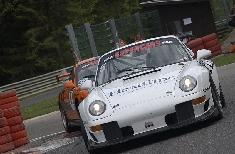porsche busstop