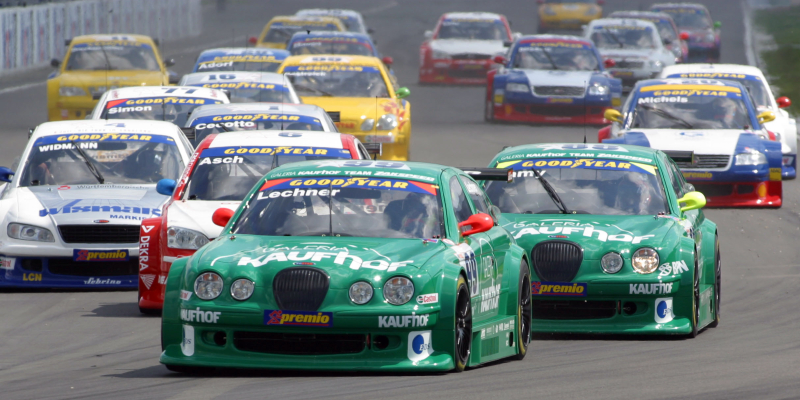 V8STAR veld
