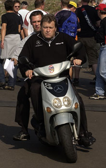 2729 220haug_scooter