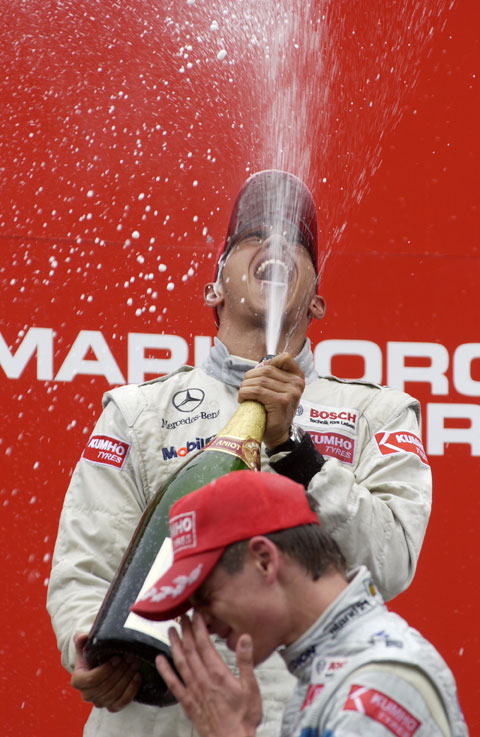  480lewis_podium3 