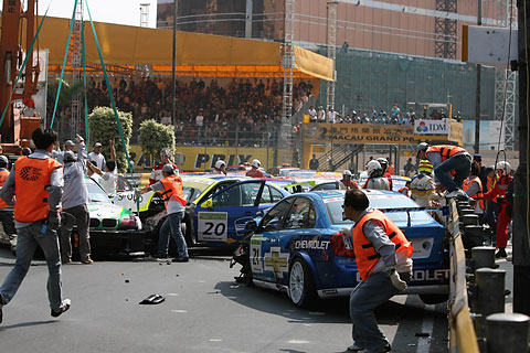  schade_race1 
