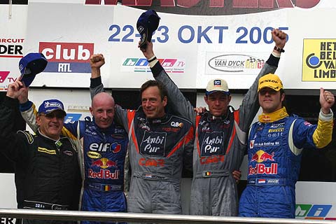  Podium 