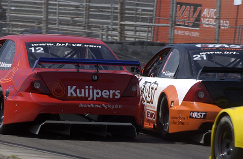  close_racing 