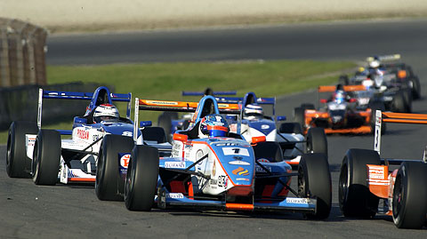  Race 2 - Strous voor 