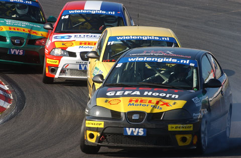  close_racing 