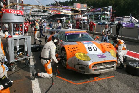  Spyker pits 