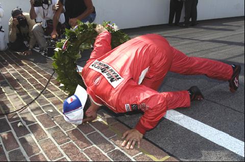  Hornish kissing bricks 