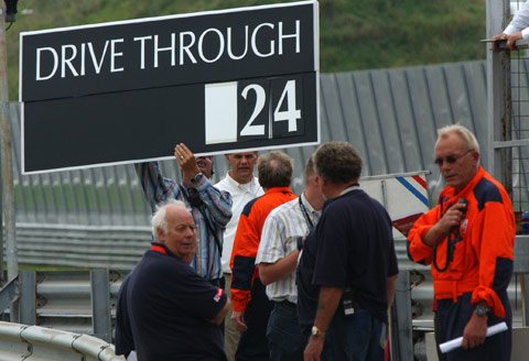  6952_drive_through 
