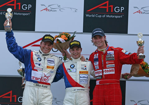  r1_podium.jpg 