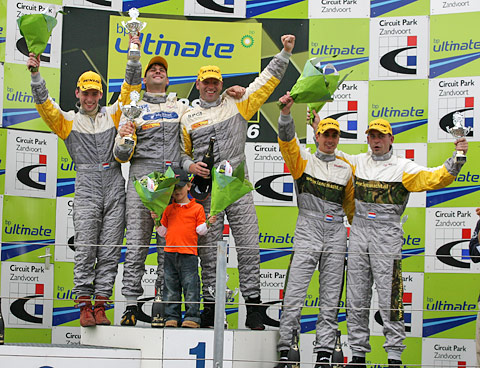  8083_podium 