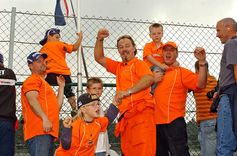 fans_in_oranje