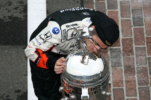 kissing_brickyard