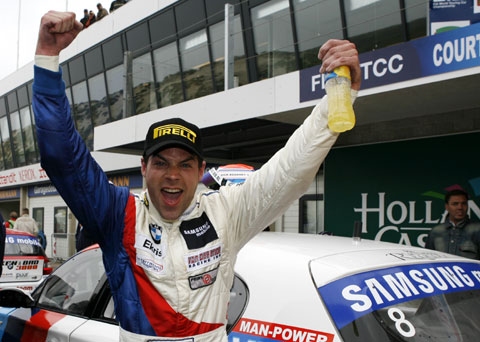 wtcc_zon_ricardo