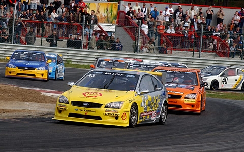 480_start_lights_race1