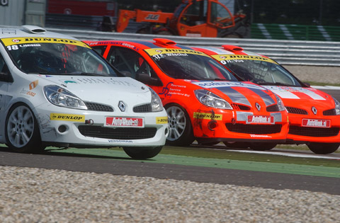480_clio_gevecht
