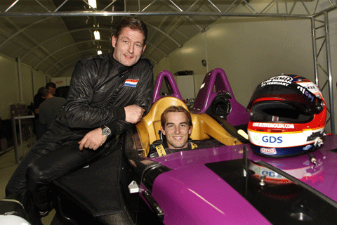spyder_bleek_verstappen_200