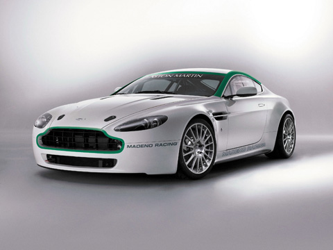 madeno_racing_aston_martin