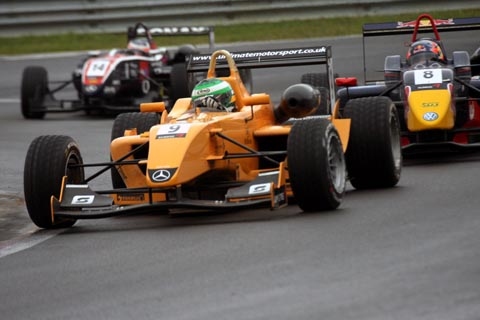 devaney_race