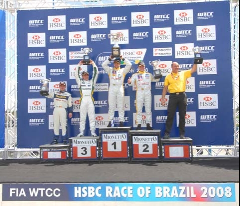 wtcc_curitiba_podium_race1_480