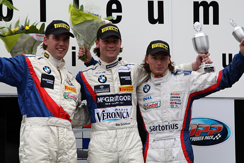 480_podium1_4056