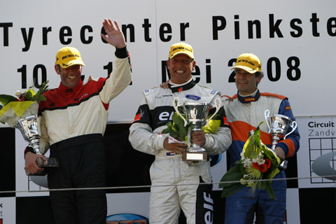 480_light_podium_9375