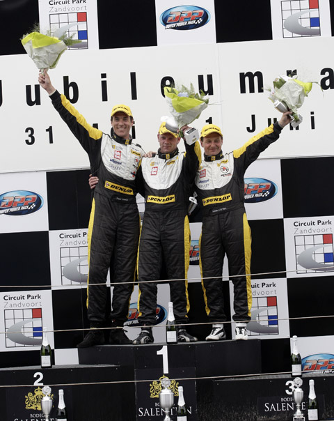 480_clio_podium2