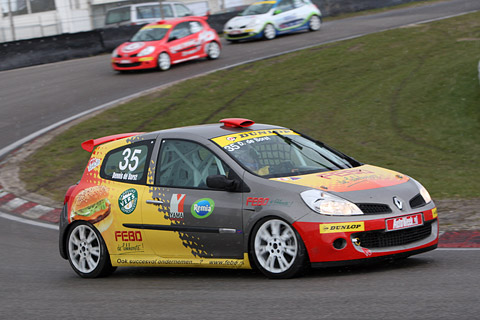 480_dennis_7215 480_dennis_7215
