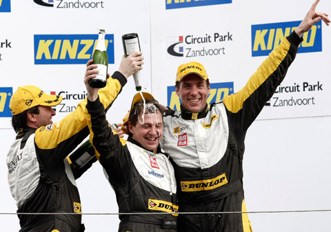480_podium_vahstal2_1445 480_podium_vahstal2_1445