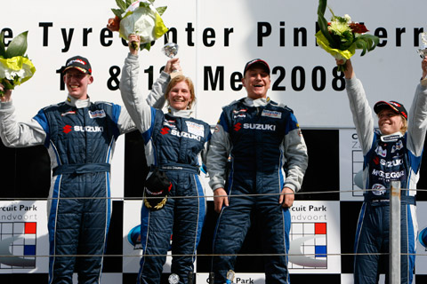 480_podium2_9744