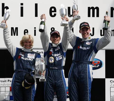 480_swift_podium2_8201