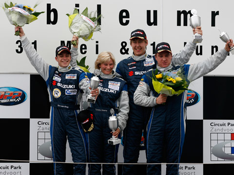 480_podium1_6989