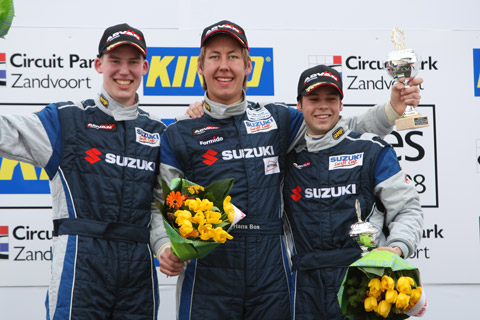 480-podium-race1-6884