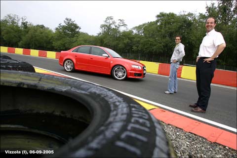 audi_rs4_test