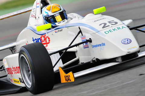 liroy_stuart_nurburgring_2009