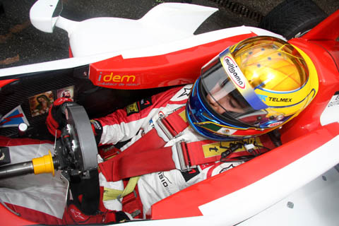 heilige_figuren_in_cockpit