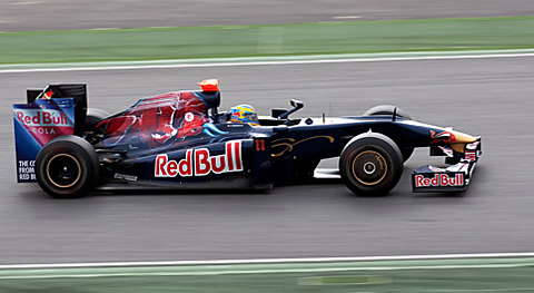 toro_rosso_2009_4